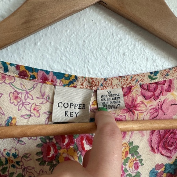 Copper Key Y2K Viscose Printed Peasant Blouse - Picture 2 of 11